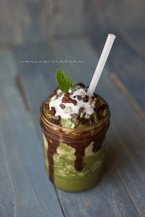 Corina Nielsen- Mint Brownie Smoothie-2