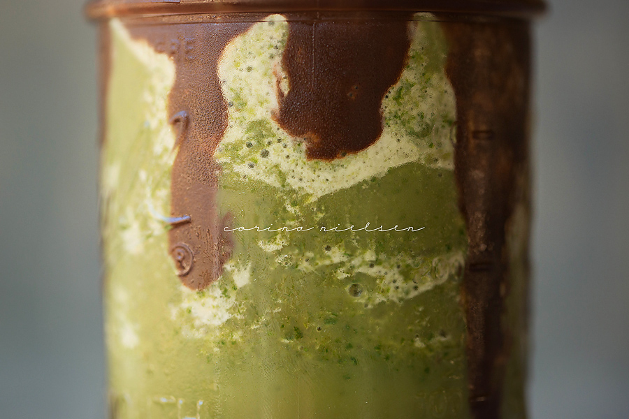 Corina Nielsen- Mint Brownie Smoothie-1