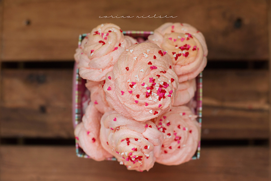 Corina Nielsen- Strawberry Meringues-7