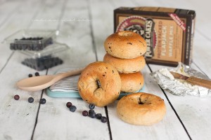 Kodiak “Power Cakes” Blueberry Bagels