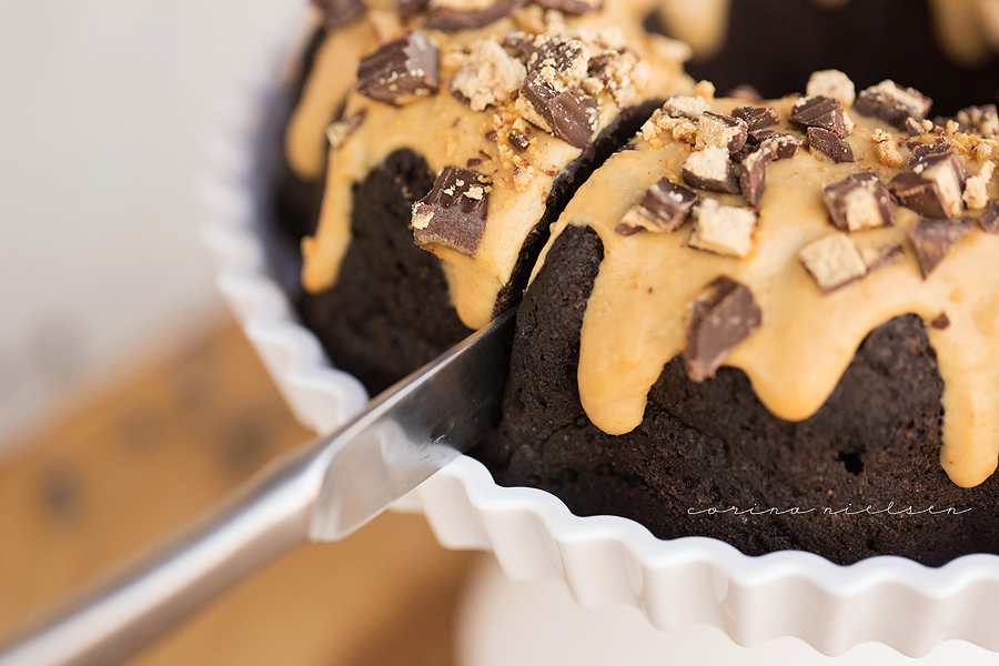 Corina Nielsen- Peanut Butter Banana Chocolate Fudge Cake-5