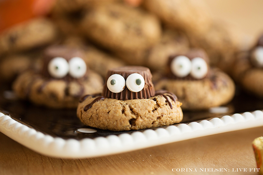 PEANUTBUTTERCUPSPIDERCOOKIES-2