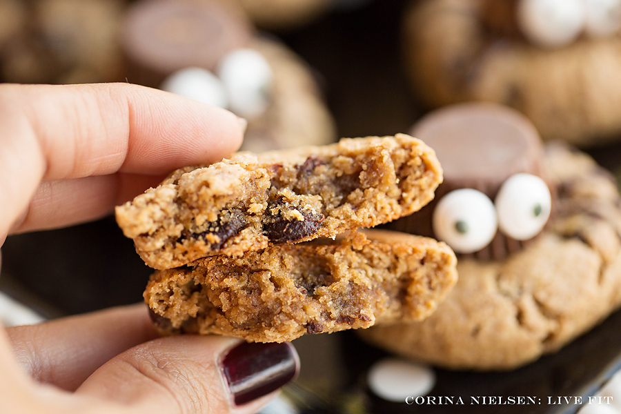 PEANUTBUTTERCUPSPIDERCOOKIES-4