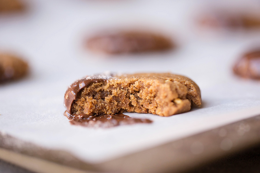 CHOCOLATE DIPPED PEANUT BUTTER COOKIES