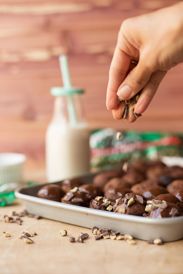 Mint Chocolate Protein Cake Pops