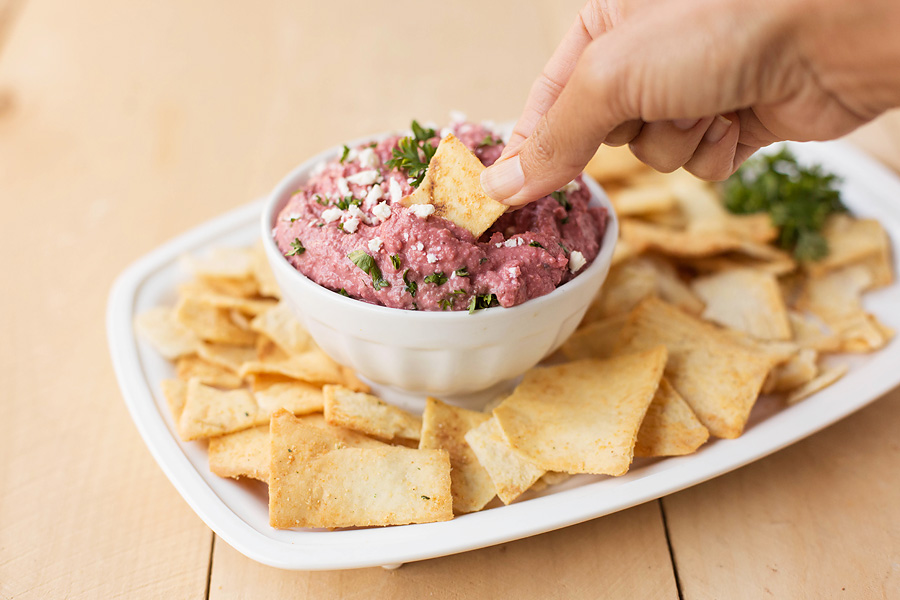 Easy Beet Hummus