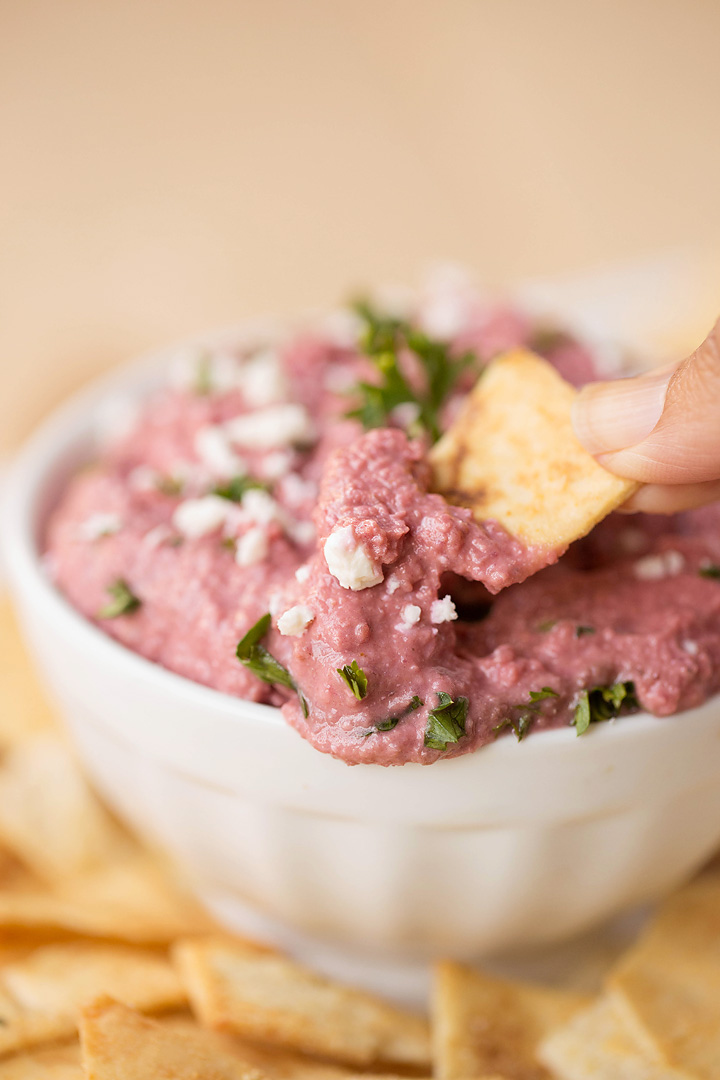 Easy Beet Hummus