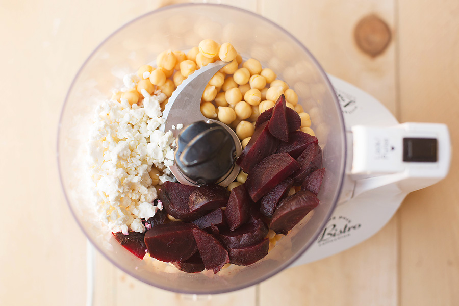 Easy Beet Hummus