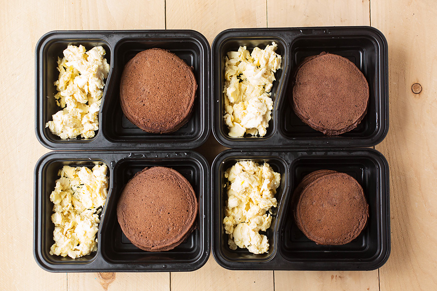 Healthy Gingerbread Pancakes